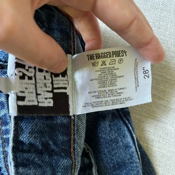 The Ragged Priest  Straight Leg Jeans Frayed Front Slit V Cut Ankle 28 Dark Blue - Picture 7 of 7